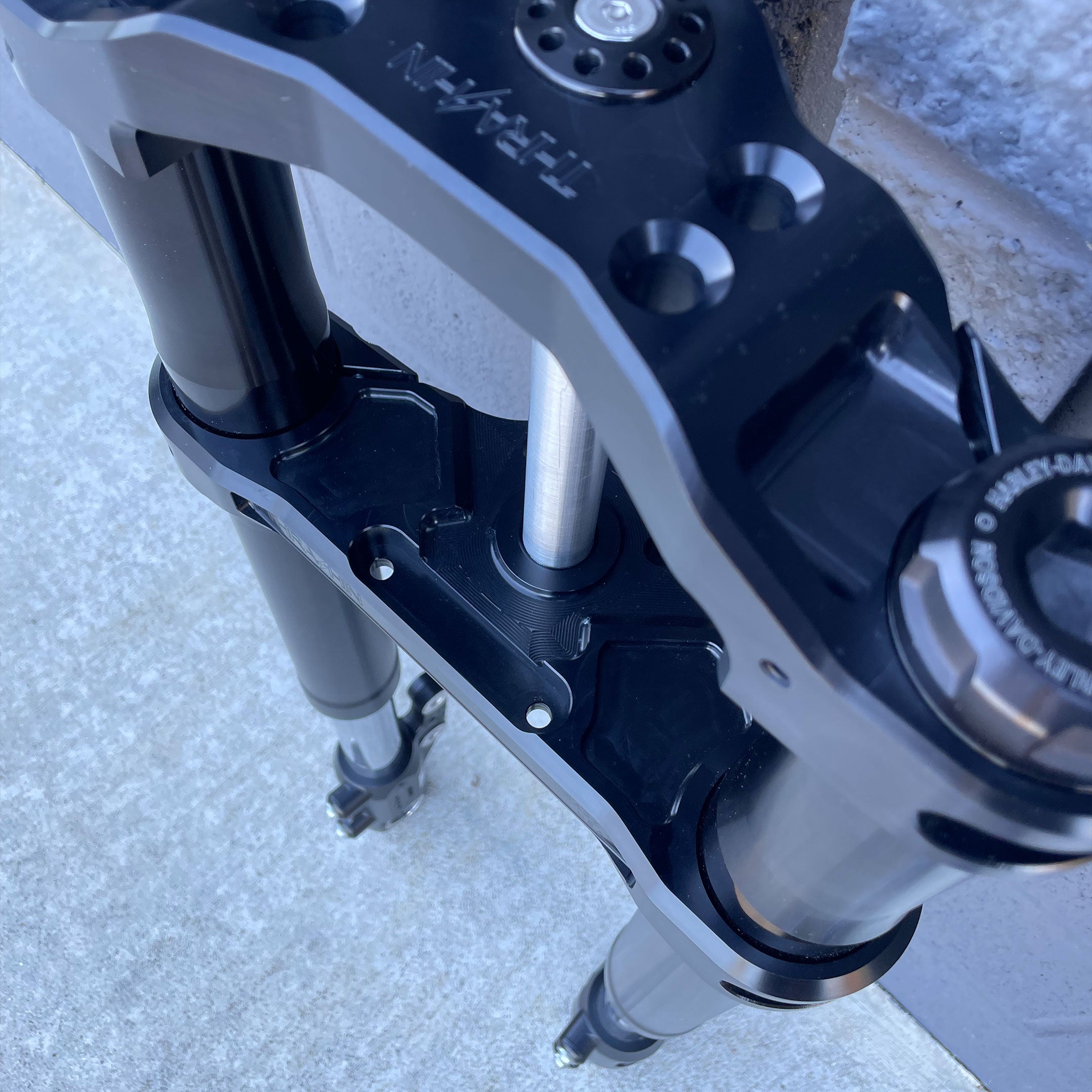 TGC トリプルツリー Triple Tree Set | Softail - Chrome – Thrashin Supply