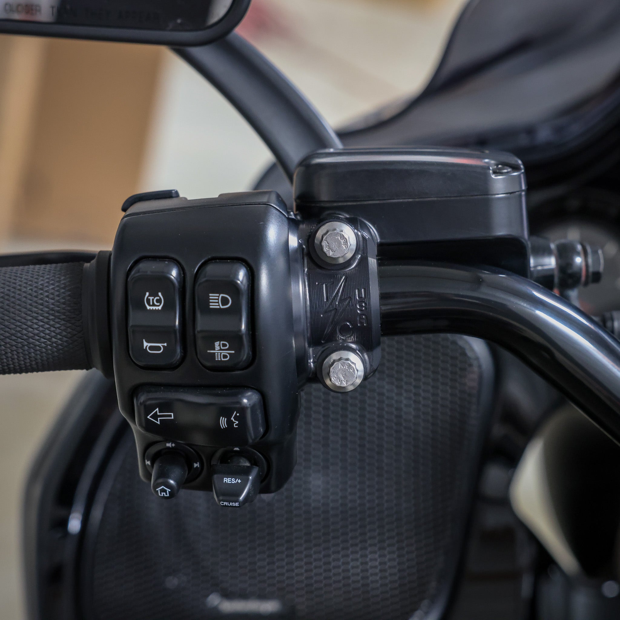 Speedway Clutch / Brake Perch Clamp - Black – Thrashin Supply