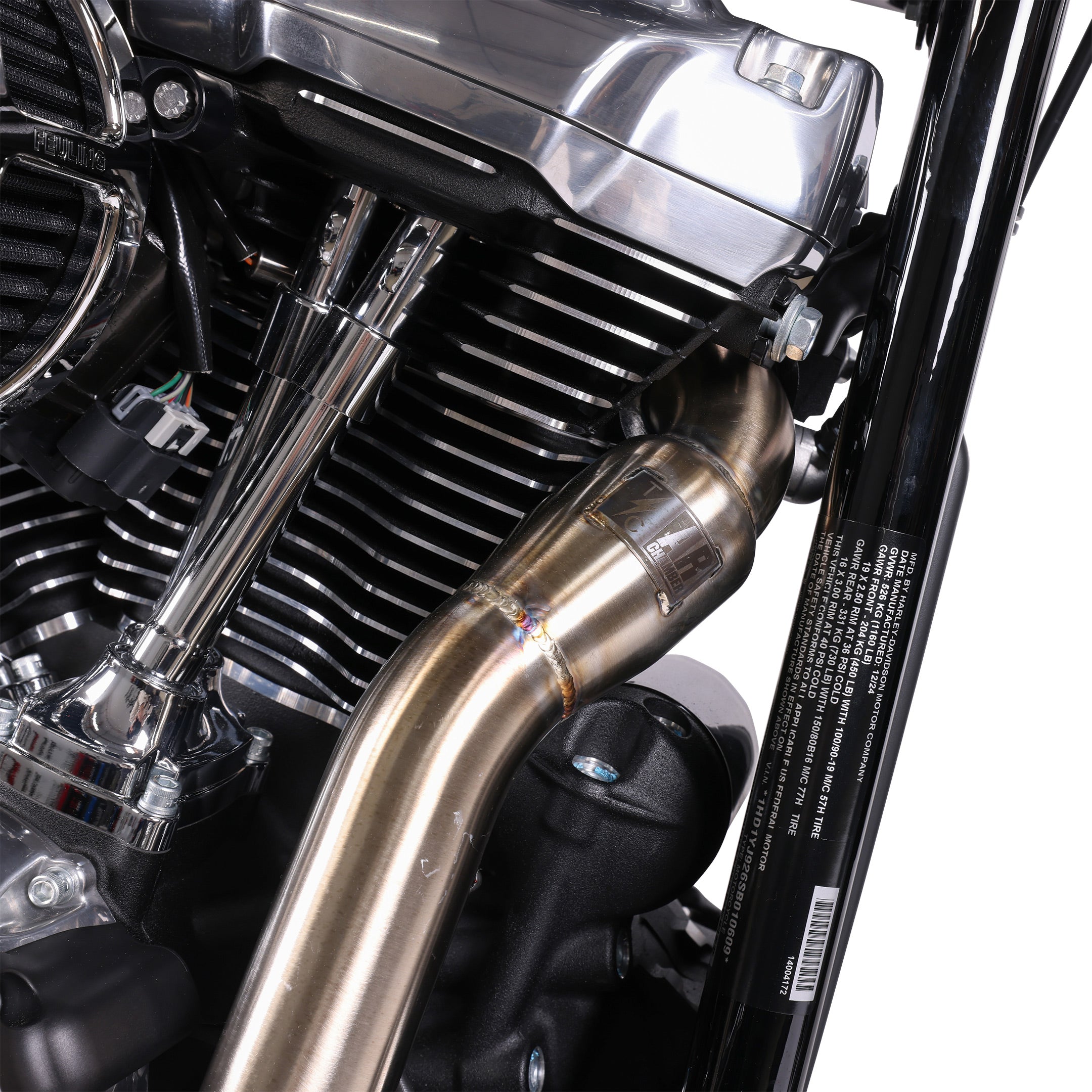 THRASHIN Anti-Reversion Exhaust System - M8 Softail | Kick-Up