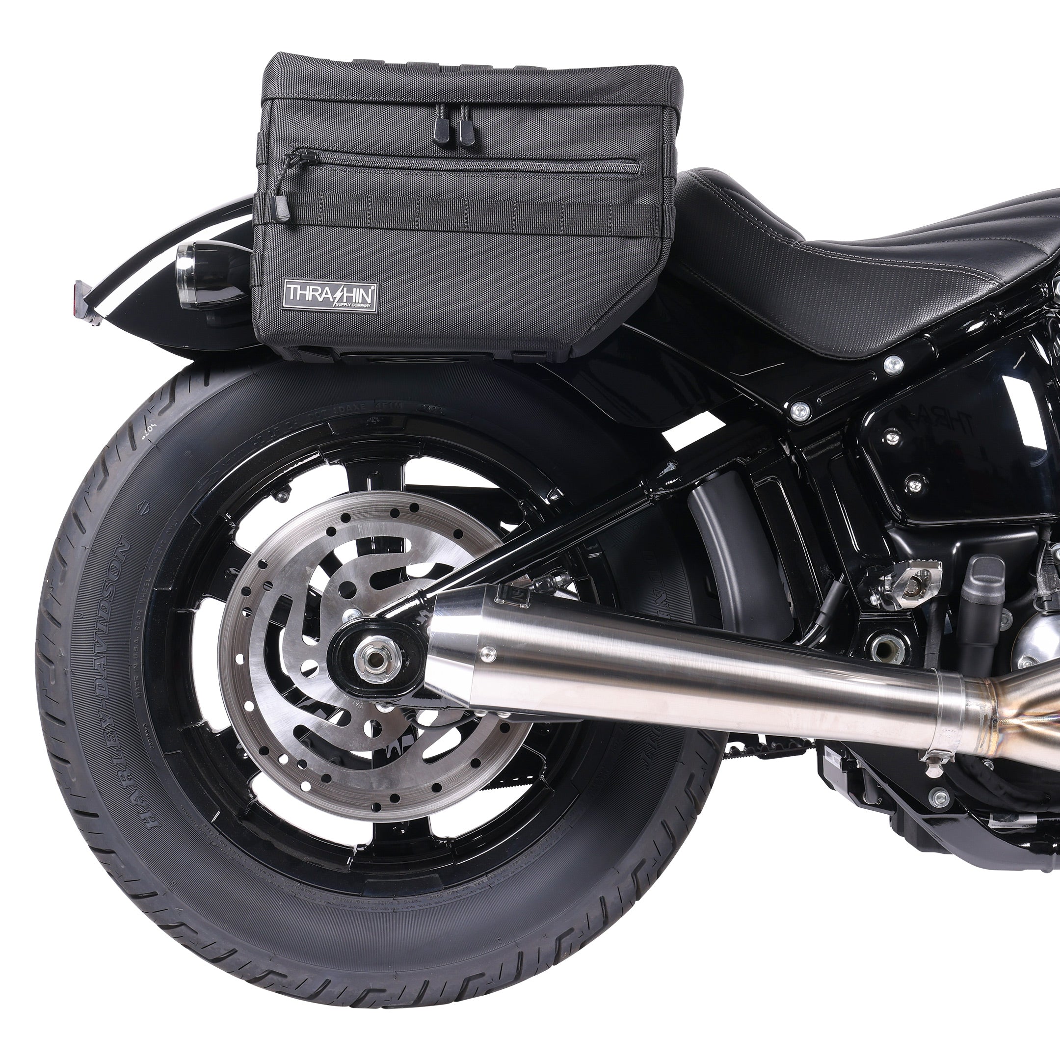 THRASHIN Anti-Reversion Exhaust System - M8 Softail | Kick-Up