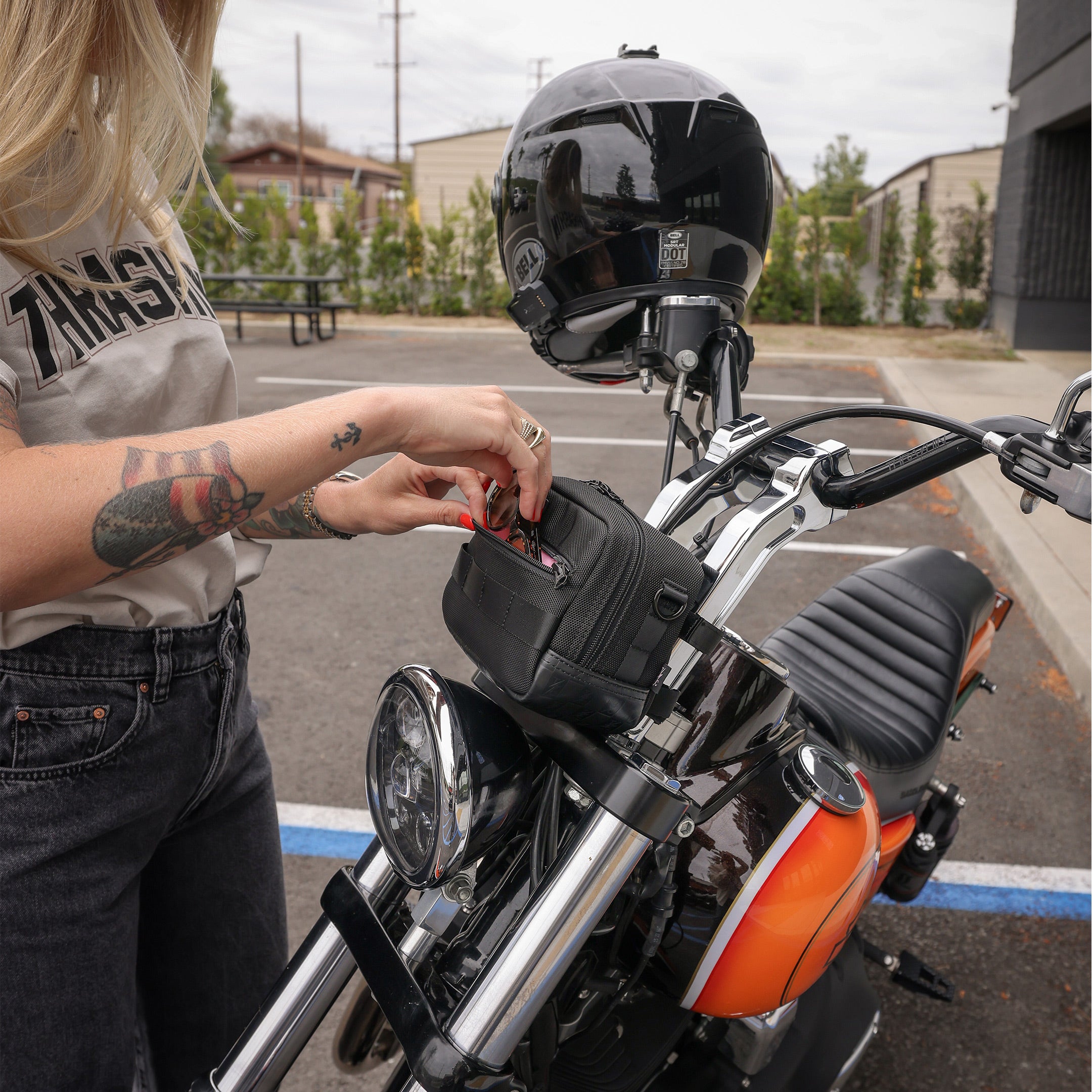 Motorcycle Crossbody HandleBar Bag - Black – Thrashin Supply