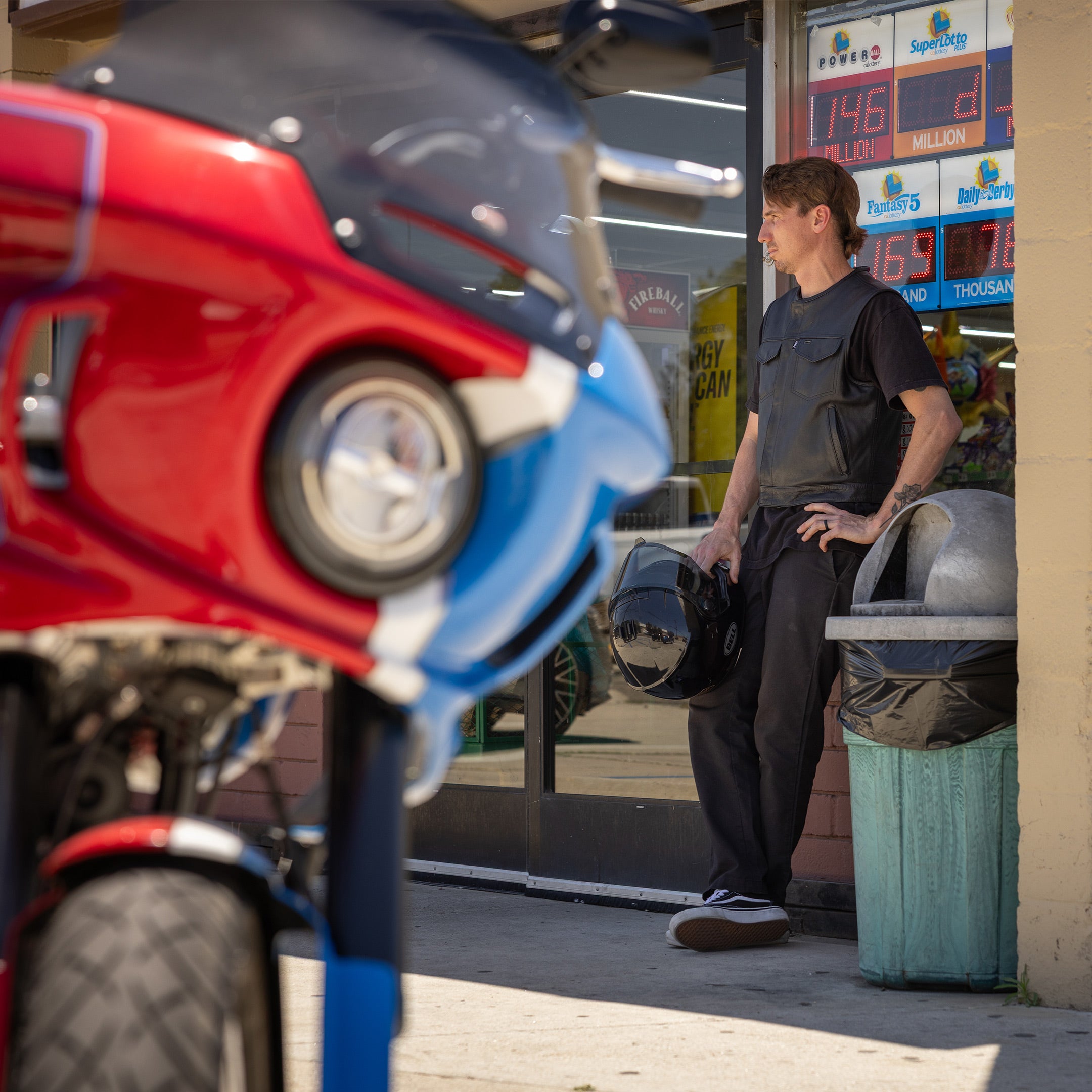 Thrashin Supply® Encinal Leather Riding Vest | Shorty