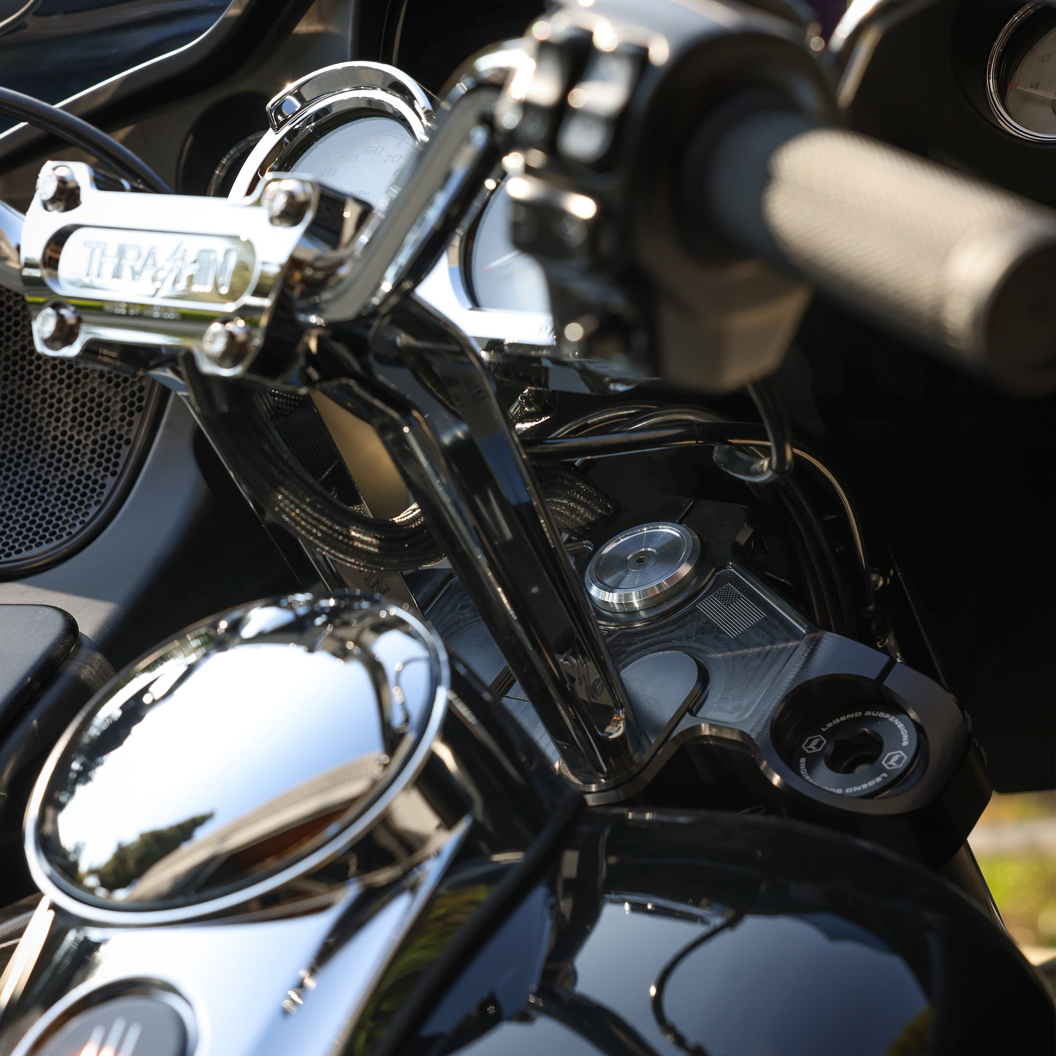 Thrashin Supply Carbon Stem Cap for Road Glide Top Trees