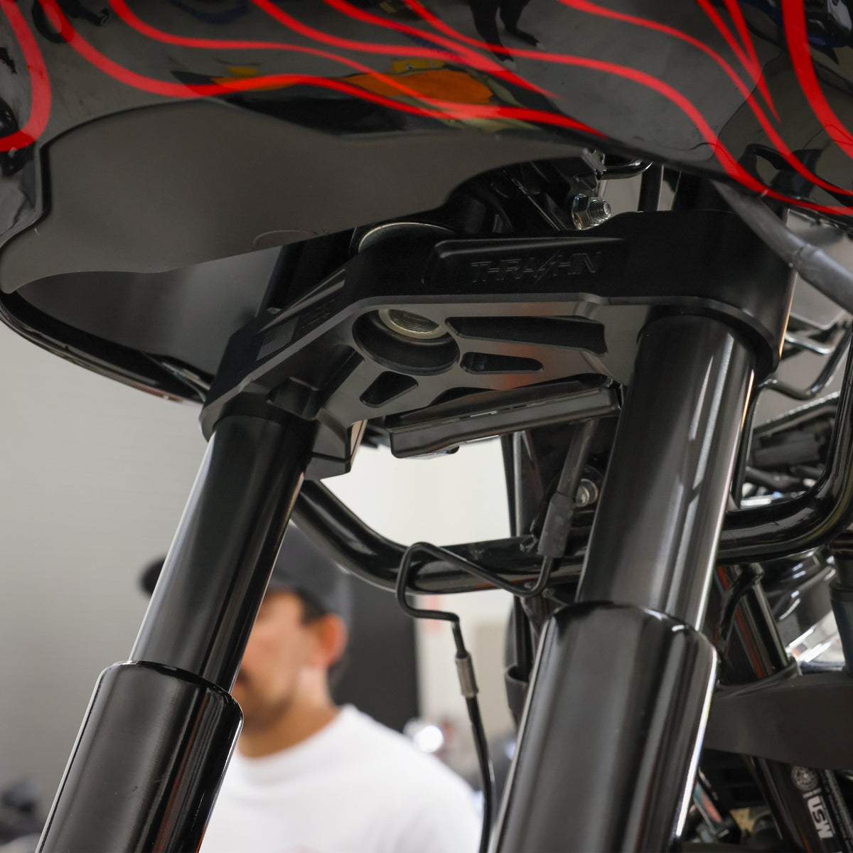 Bottom Tree 2024+ Road Glide Black – Thrashin Supply