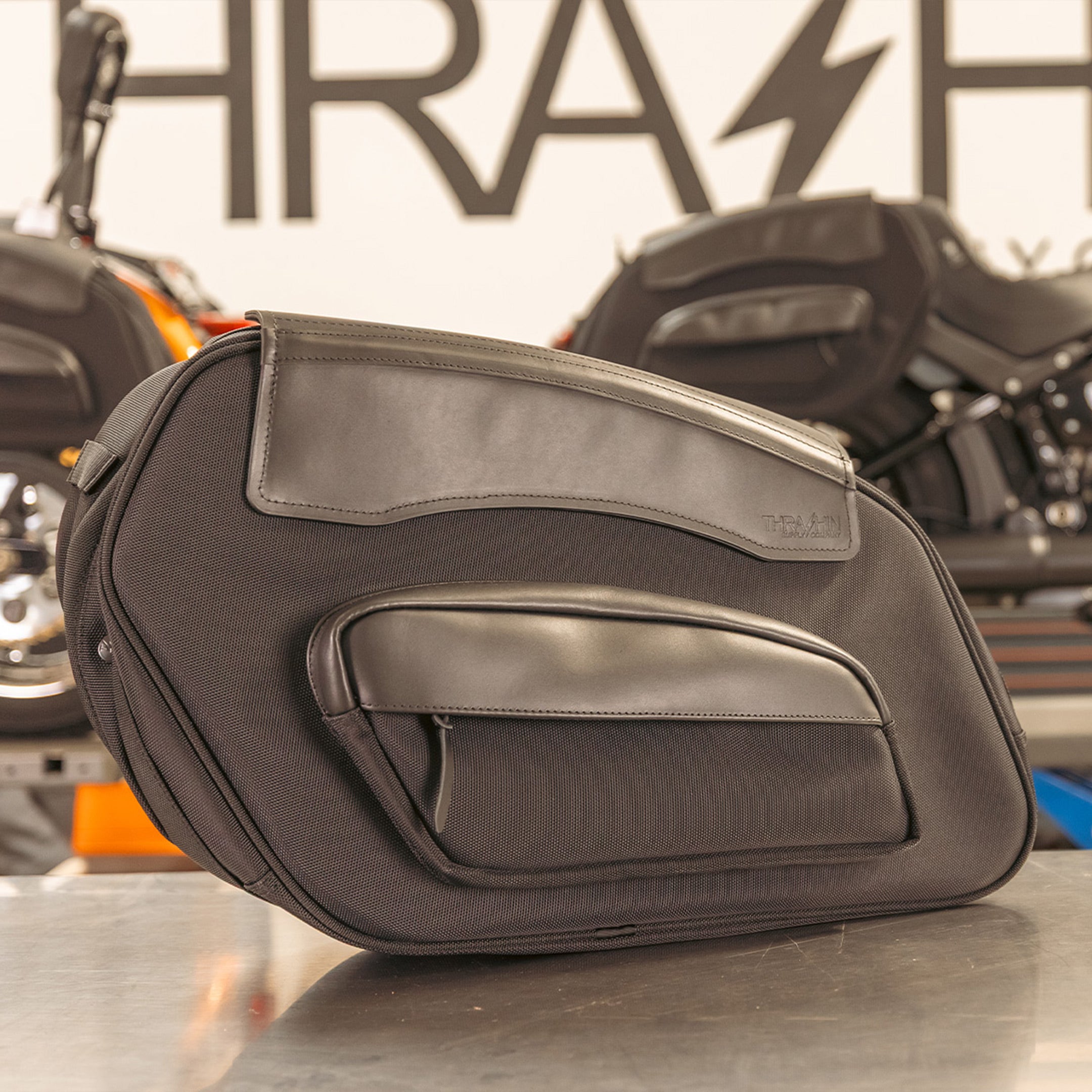 THRASHIN SUPPLY® | QUICK RELEASE SPORT SADDLEBAGS - BLACK