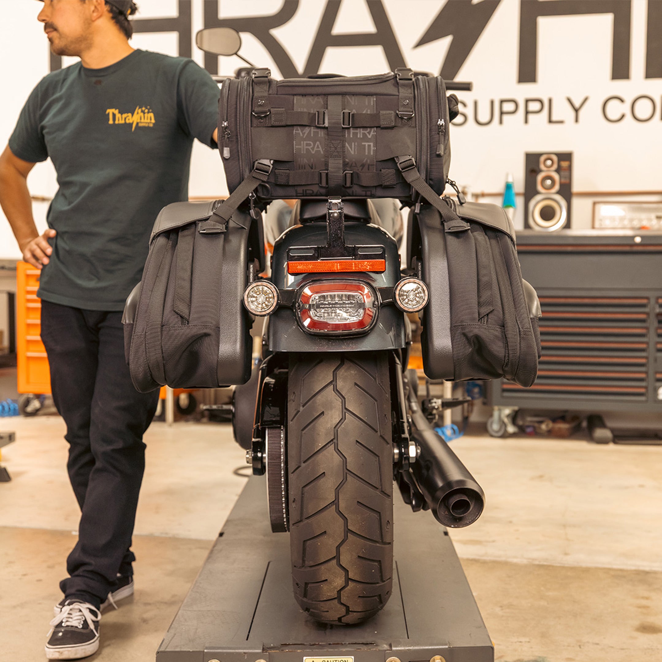 THRASHIN SUPPLY® | QUICK RELEASE SPORT SADDLEBAGS - BLACK