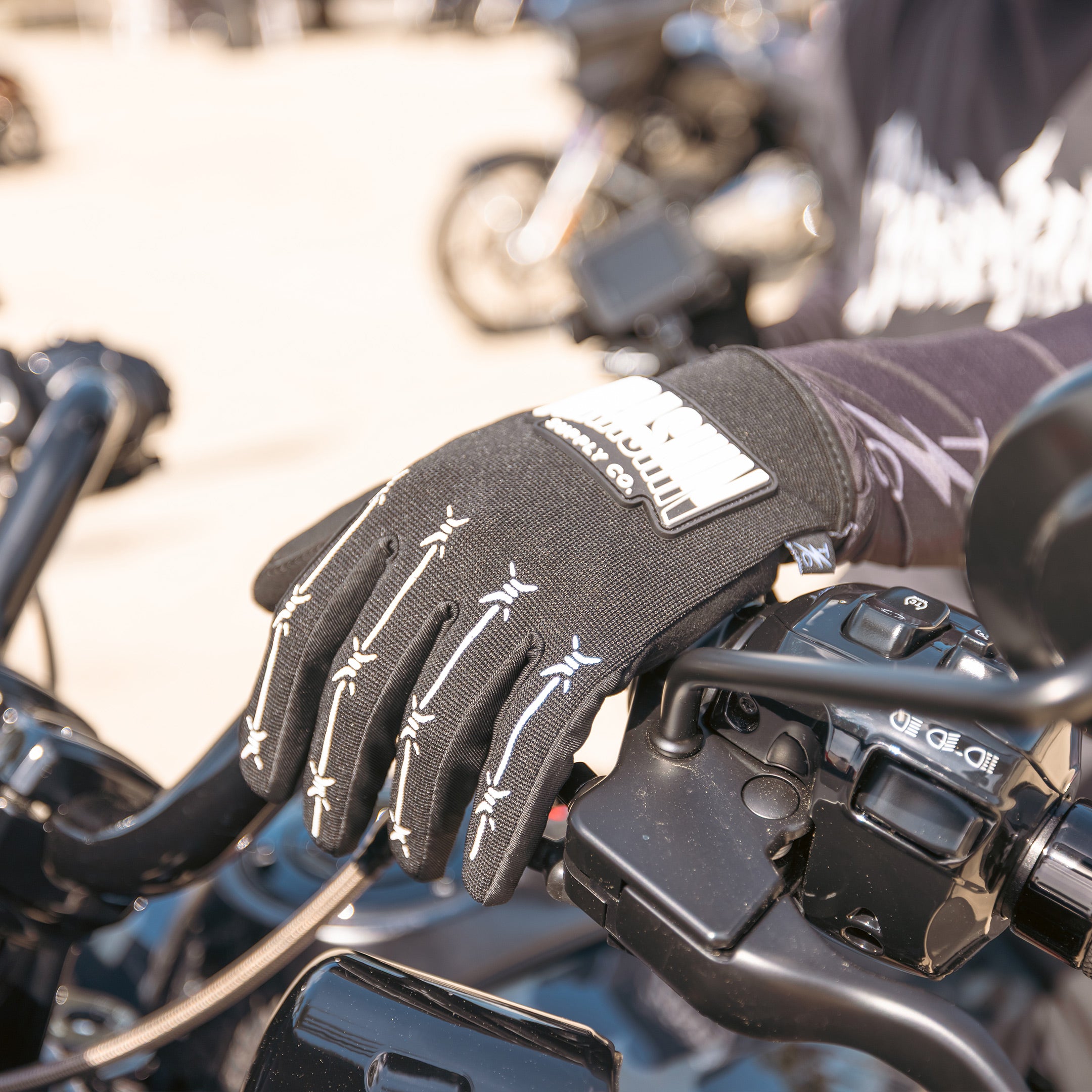 Thrashin Supply Co. Wire Stealth Gloves