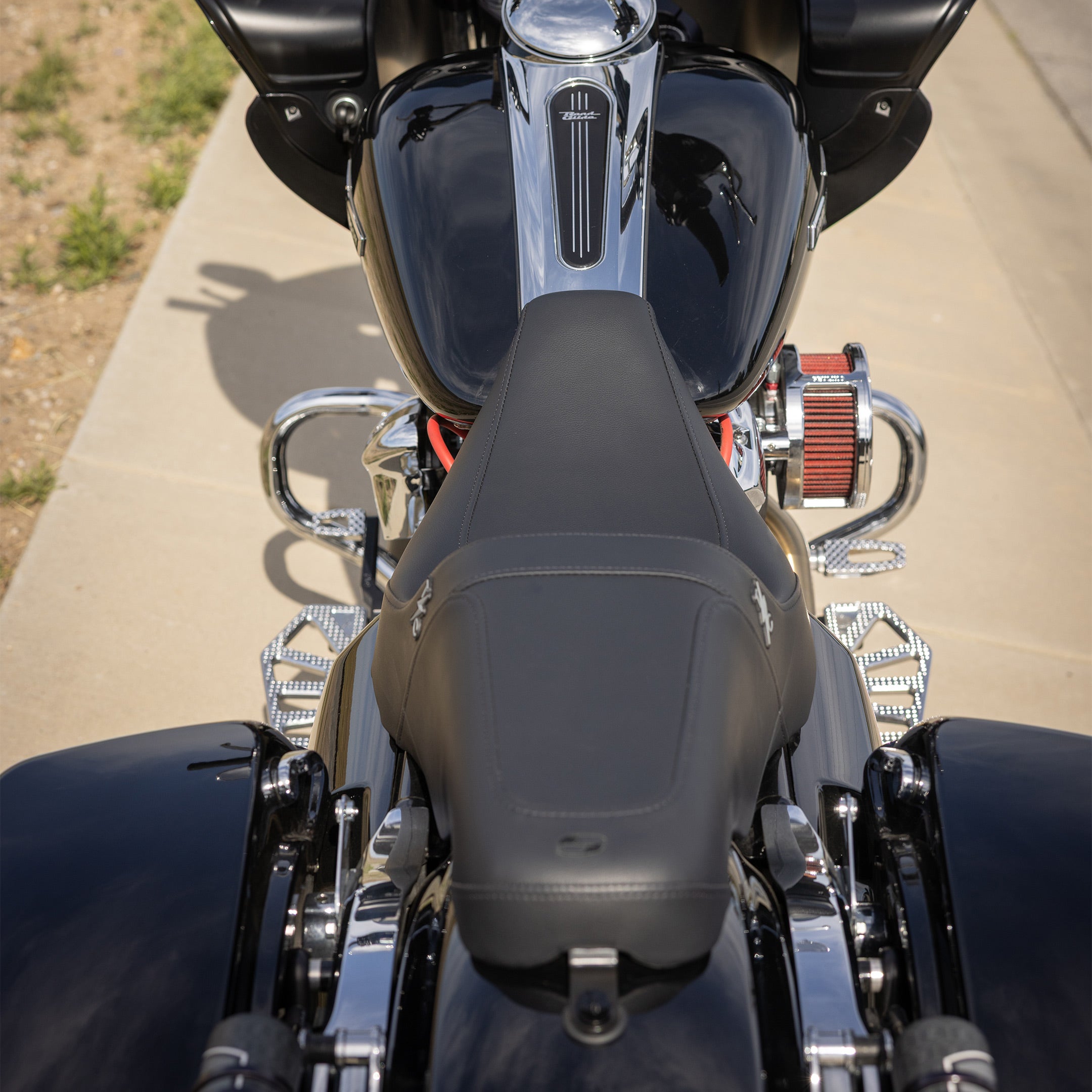Thrashin Supply® X Saddlemen® Step-Up™ Seat For Harley-Davidson