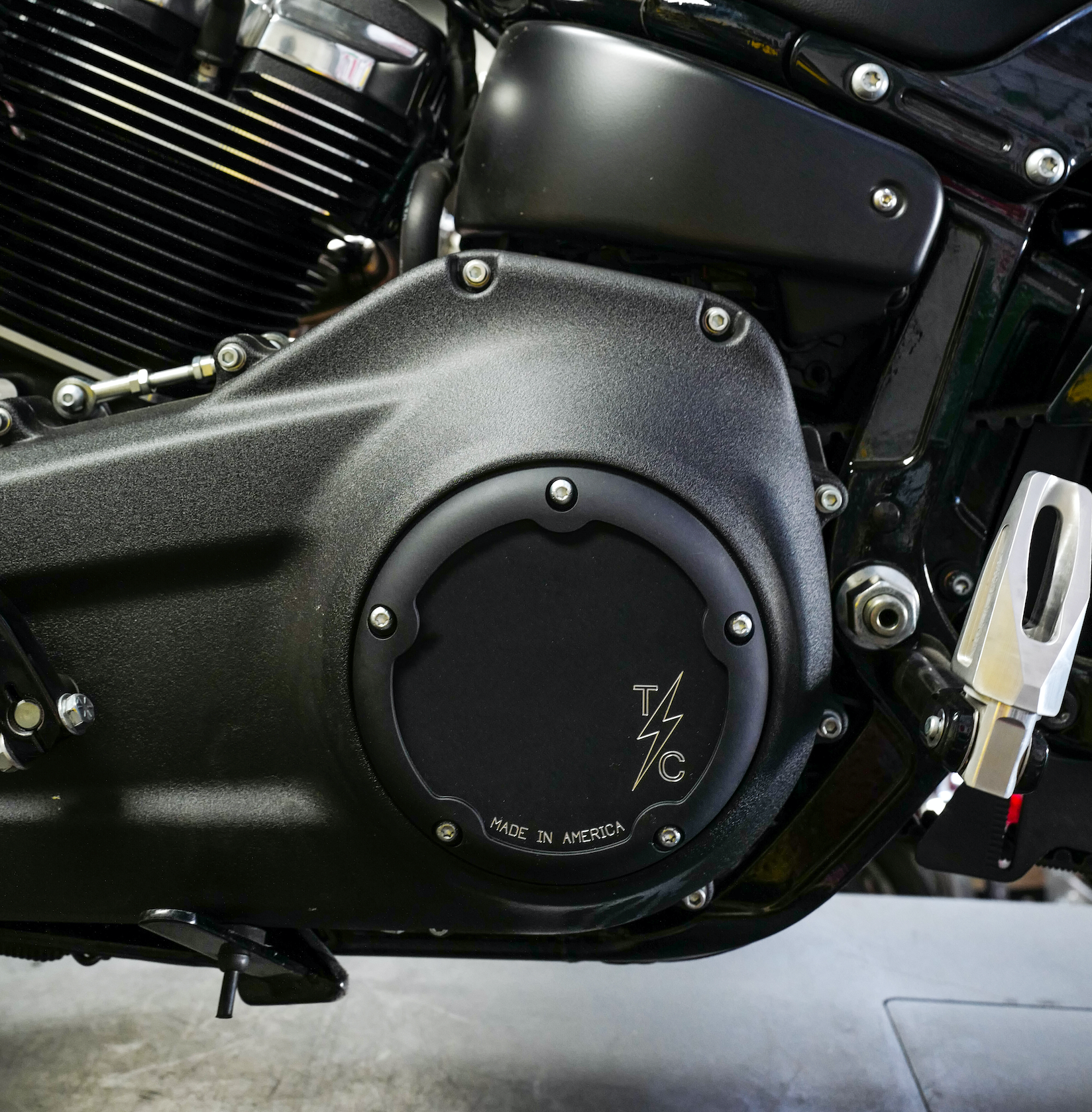 Softail primary cover hot sale