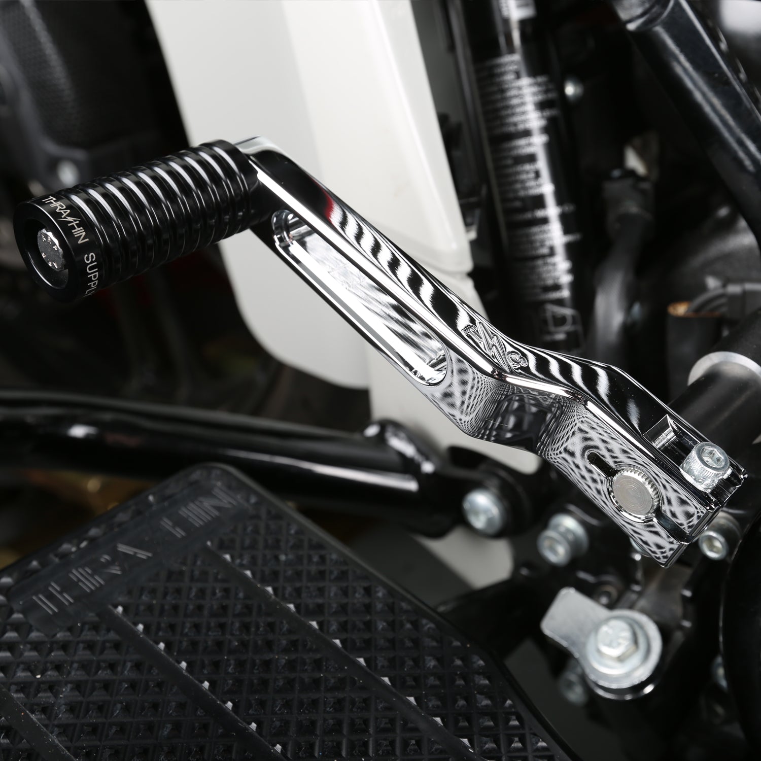 TSC Billet Shift Lever - Touring & FXR Models - Chrome TSC Billet Shift Lever - Touring & FXR Models - Chrome